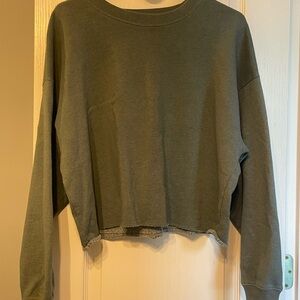 American Eagle Outfitters Green Boxy Cropped Sweatshirt